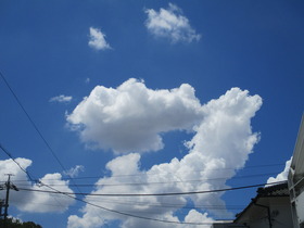202106171青空と雲.JPG